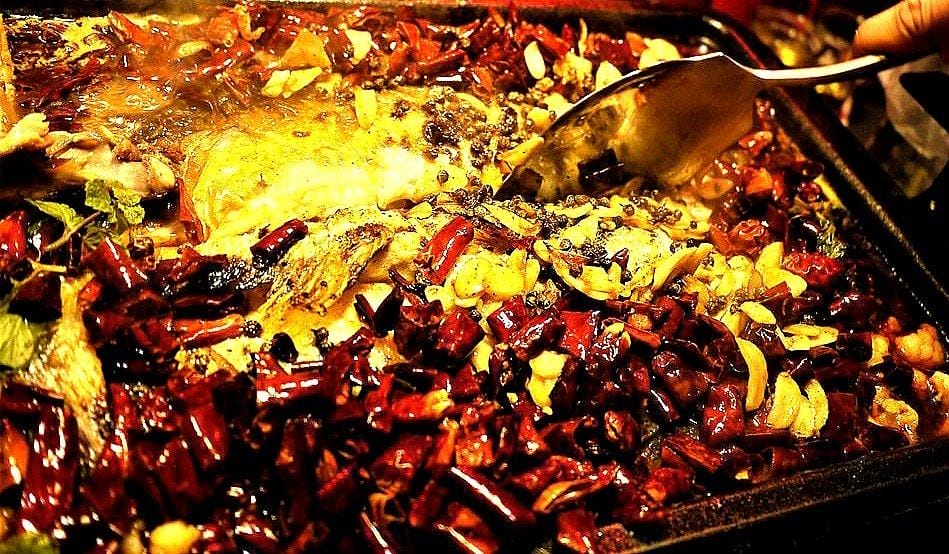 【新北中和美食】水貨 炭火烤魚技術,一魚兩吃,麻辣燙~挑戰你的視覺味覺新享受 - 第39張圖 【新北中和美食】水貨 炭火烤魚技術,一魚兩吃,麻辣燙~挑戰你的視覺味覺新享受