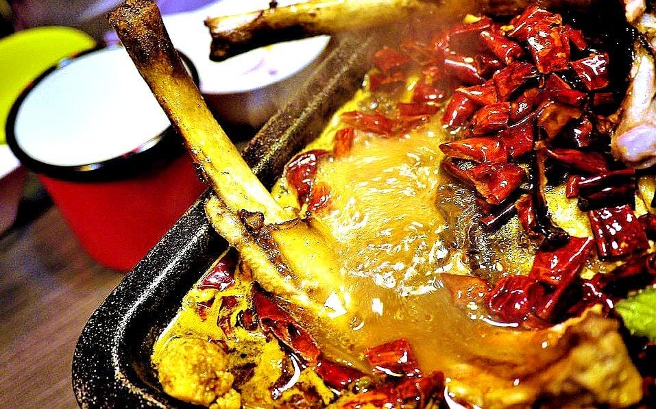 【新北中和美食】水貨 炭火烤魚技術,一魚兩吃,麻辣燙~挑戰你的視覺味覺新享受 - 第37張圖 【新北中和美食】水貨 炭火烤魚技術,一魚兩吃,麻辣燙~挑戰你的視覺味覺新享受