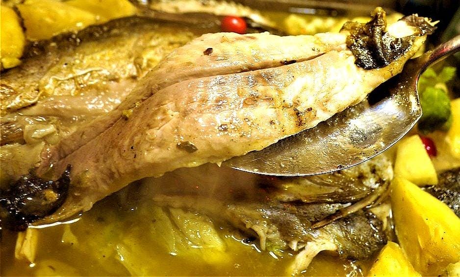 【新北中和美食】水貨 炭火烤魚技術,一魚兩吃,麻辣燙~挑戰你的視覺味覺新享受 - 第30張圖 【新北中和美食】水貨 炭火烤魚技術,一魚兩吃,麻辣燙~挑戰你的視覺味覺新享受