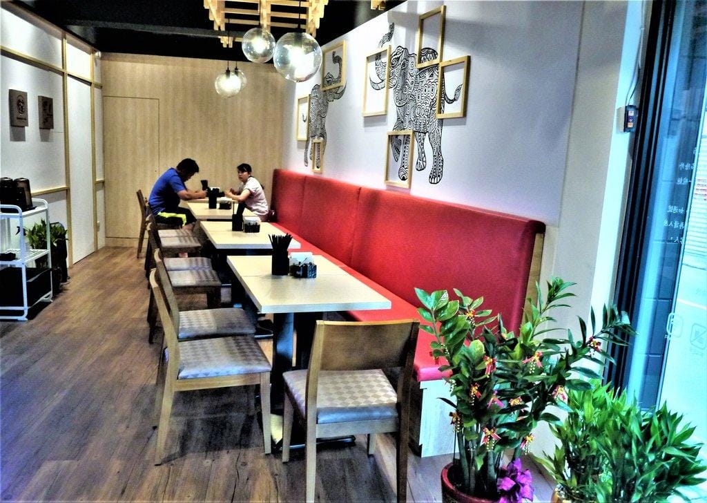 【板橋/泰式料理】泰拉風泰式拉麵,日式拉麵巧妙結合濃郁的泰式風味 - 第5張圖 【板橋/泰式料理】泰拉風泰式拉麵,日式拉麵巧妙結合濃郁的泰式風味
