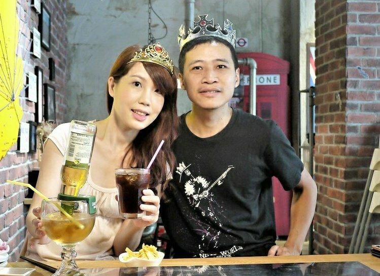 【台中西區 串燒 】 爵 旋轉串燒 燒烤 ,自動旋轉烤爐 好玩又有趣 , 台中僅此一家 - 第15張圖 【台中西區 串燒 】 爵 旋轉串燒 燒烤 ,自動旋轉烤爐 好玩又有趣 , 台中僅此一家