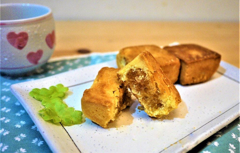 【中秋月餅禮盒】漢坊食品,蛋黃酥/金沙小月/鳳梨酥,蛋奶素, 送禮最佳首選 - 第5張圖 【中秋月餅禮盒】漢坊食品,蛋黃酥/金沙小月/鳳梨酥,蛋奶素, 送禮最佳首選