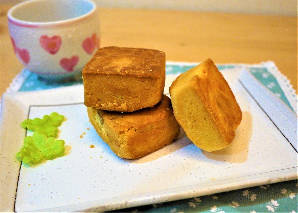 【中秋月餅禮盒】漢坊食品,蛋黃酥/金沙小月/鳳梨酥,蛋奶素, 送禮最佳首選 - 第4張圖 【中秋月餅禮盒】漢坊食品,蛋黃酥/金沙小月/鳳梨酥,蛋奶素, 送禮最佳首選