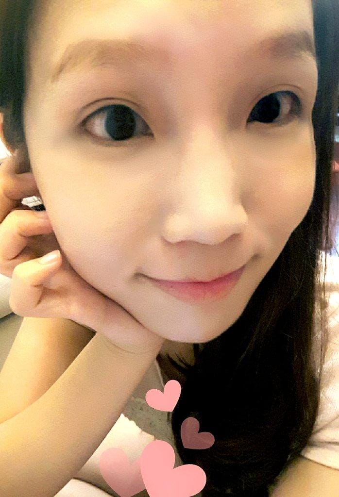 【底妝】妍霓絲絕對美肌無瑕修片CC霜SPF50,水嫩服貼裸妝感 - 第10張圖 【底妝】妍霓絲絕對美肌無瑕修片CC霜SPF50,水嫩服貼裸妝感