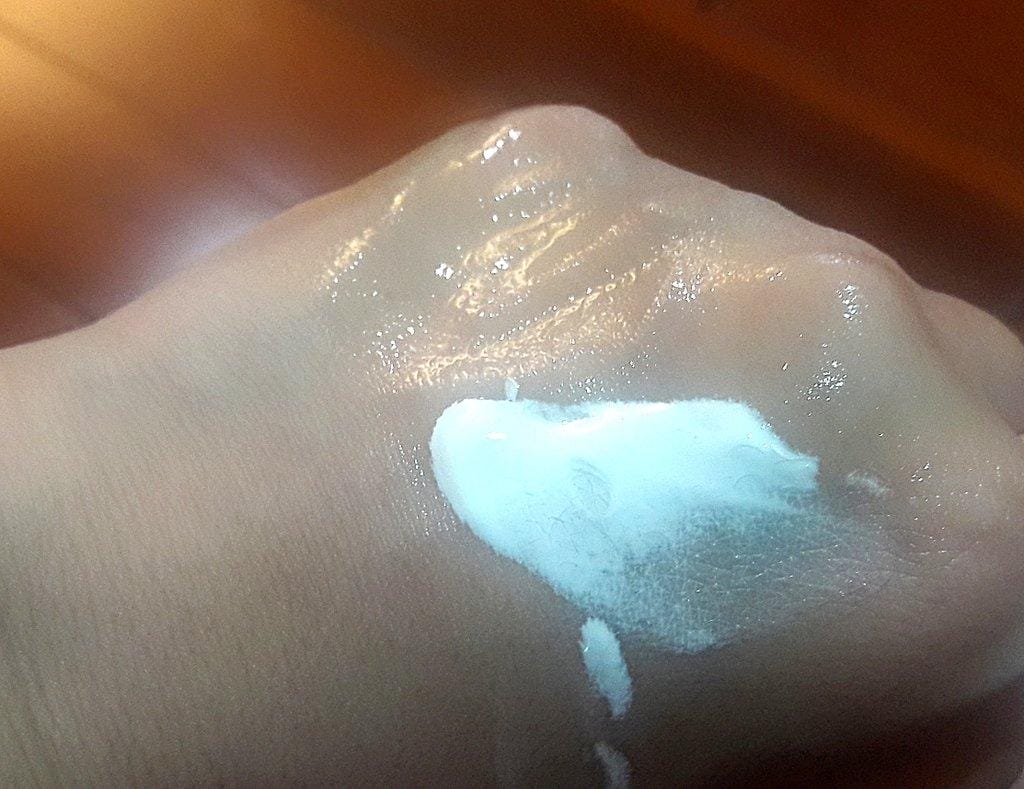 【私心保濕推薦】de第一化粧品 紅潤煥采精華油,超有拯救乾燥脫皮 ♡ 秋冬必備保養 - 第8張圖 【私心保濕推薦】de第一化粧品 紅潤煥采精華油,超有拯救乾燥脫皮 ♡ 秋冬必備保養