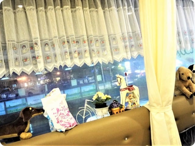 【板橋下午茶】OYAMI CAFE 姊妹午後聊天約會首選,鬆餅 / 義大利麵,捷運新埔站 - 第11張圖 【板橋下午茶】OYAMI CAFE 姊妹午後聊天約會首選,鬆餅 / 義大利麵,捷運新埔站