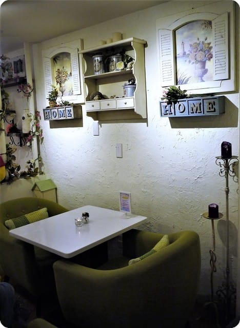 【板橋下午茶】OYAMI CAFE 姊妹午後聊天約會首選,鬆餅 / 義大利麵,捷運新埔站 - 第9張圖 【板橋下午茶】OYAMI CAFE 姊妹午後聊天約會首選,鬆餅 / 義大利麵,捷運新埔站