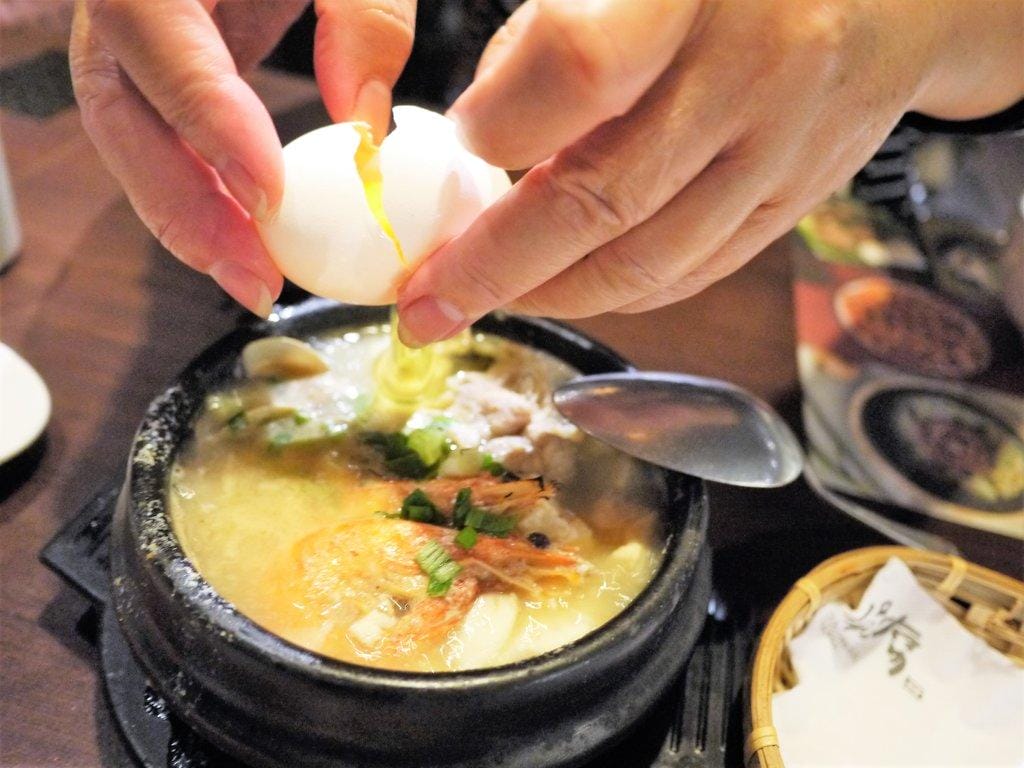 【食 台北】北車微風店 涓豆腐 ,韓式豆腐鍋,韓式料理,無限供應小菜 - 第20張圖 【食 台北】北車微風店 涓豆腐 ,韓式豆腐鍋,韓式料理,無限供應小菜