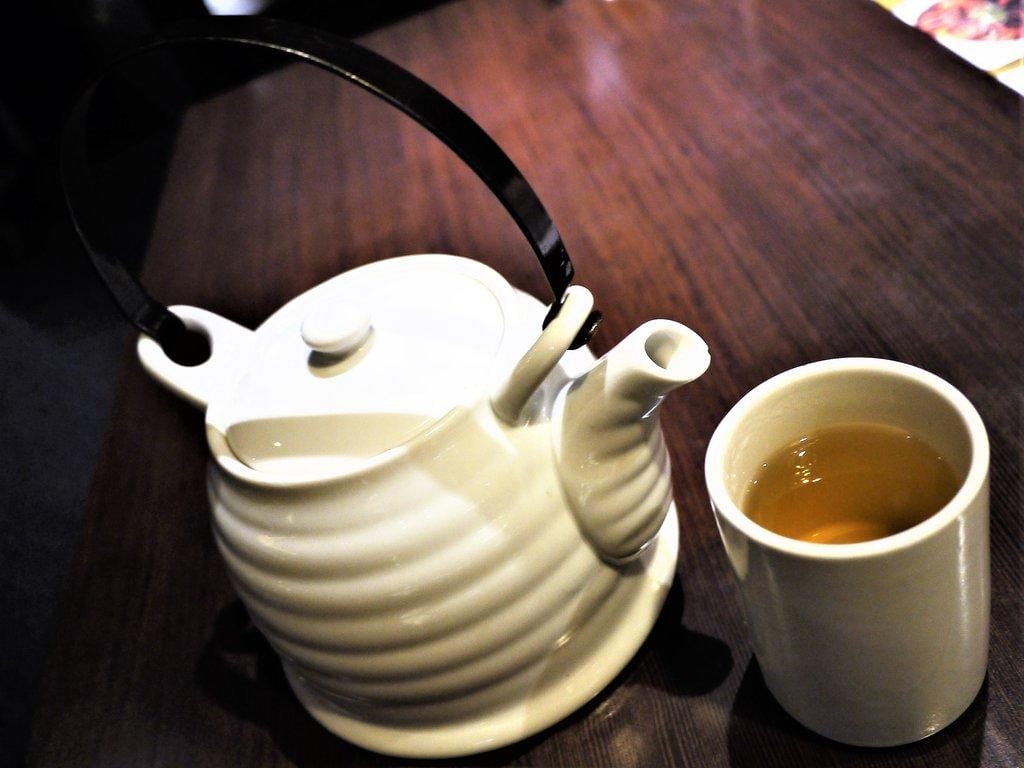 【食 台北】北車微風店 涓豆腐 ,韓式豆腐鍋,韓式料理,無限供應小菜 - 第2張圖 【食 台北】北車微風店 涓豆腐 ,韓式豆腐鍋,韓式料理,無限供應小菜