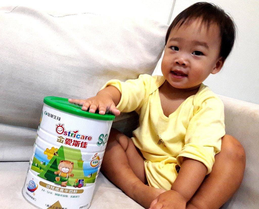 金愛斯佳 幼兒成長奶粉，寶寶腸胃好消化/ 一歲換奶新選擇 / 法國原裝進口