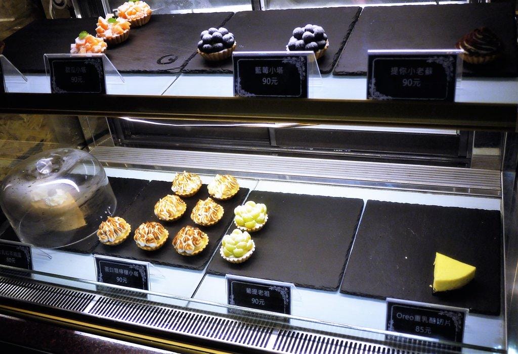 【板橋下午茶】重金屬布朗尼工廠,ROCK搖滾,重金屬樂團~ ☆ IG熱門打卡店家,影音介紹 - 第15張圖 【板橋下午茶】重金屬布朗尼工廠,ROCK搖滾,重金屬樂團~ ☆ IG熱門打卡店家,影音介紹