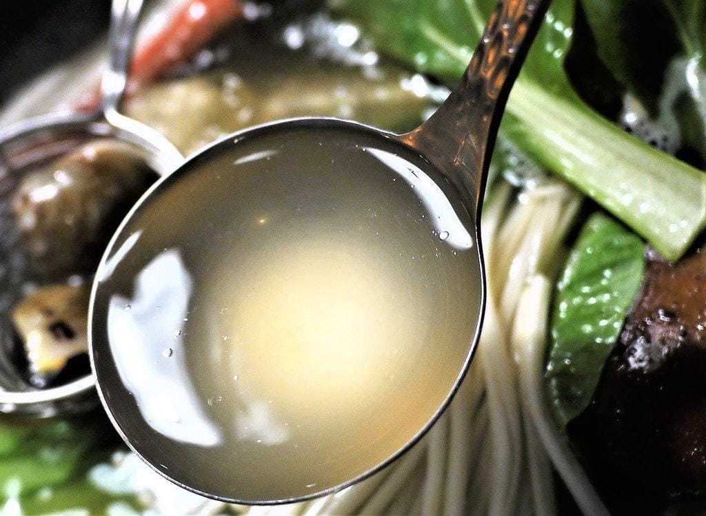 【板橋/火鍋】 鮮入圍煮-精緻鍋物,活波士頓龍蝦鍋,活沙公鍋~滿滿的頂級海鮮~文末有完整菜單 - 第21張圖 【板橋/火鍋】 鮮入圍煮-精緻鍋物,活波士頓龍蝦鍋,活沙公鍋~滿滿的頂級海鮮~文末有完整菜單