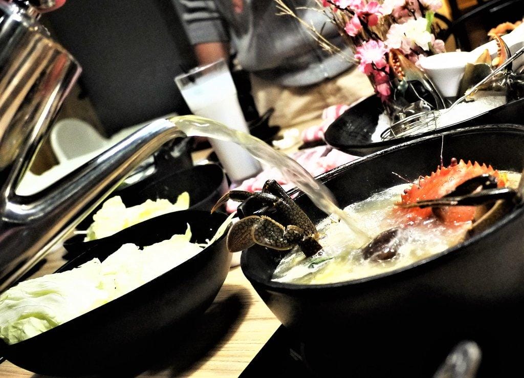 【板橋/火鍋】 鮮入圍煮-精緻鍋物,活波士頓龍蝦鍋,活沙公鍋~滿滿的頂級海鮮~文末有完整菜單 - 第49張圖 【板橋/火鍋】 鮮入圍煮-精緻鍋物,活波士頓龍蝦鍋,活沙公鍋~滿滿的頂級海鮮~文末有完整菜單