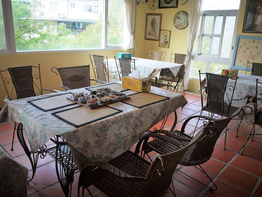 【宜蘭住宿】光與影spa民宿,充滿綠意的寬廣庭園,溫馨典雅房型 - 第32張圖 【宜蘭住宿】光與影spa民宿,充滿綠意的寬廣庭園,溫馨典雅房型