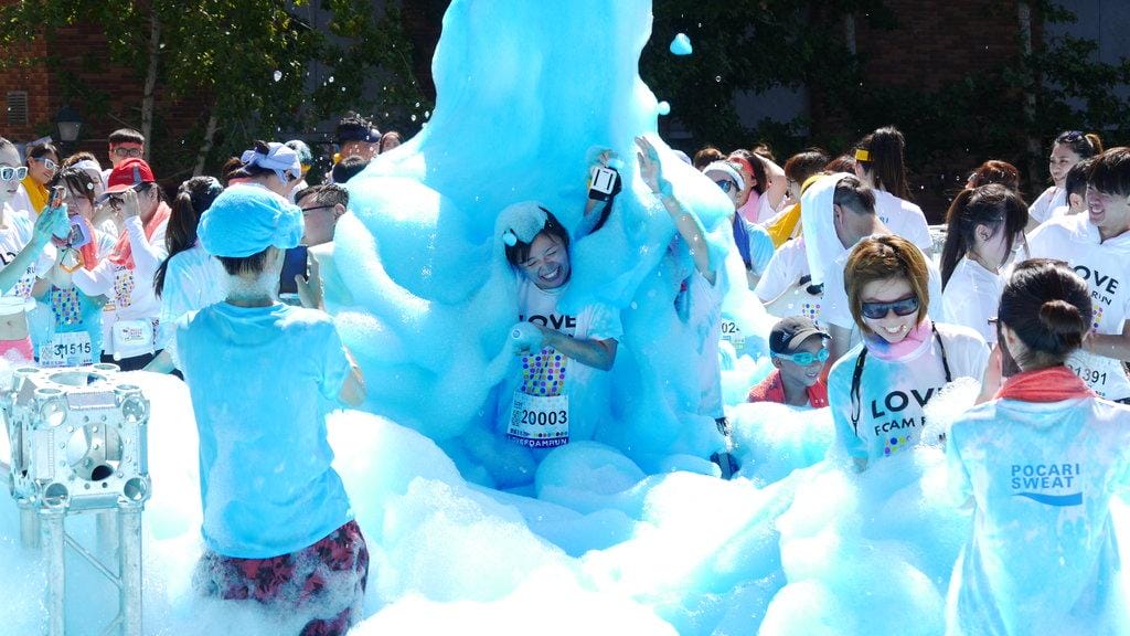 【2018創意路跑活動】Love Foam Run泡泡跑,全民瘋路跑 / 馬拉松賽事,享受被五彩繽紛泡泡包圍的樂趣 - 第7張圖 【2018創意路跑活動】Love Foam Run泡泡跑,全民瘋路跑 / 馬拉松賽事,享受被五彩繽紛泡泡包圍的樂趣