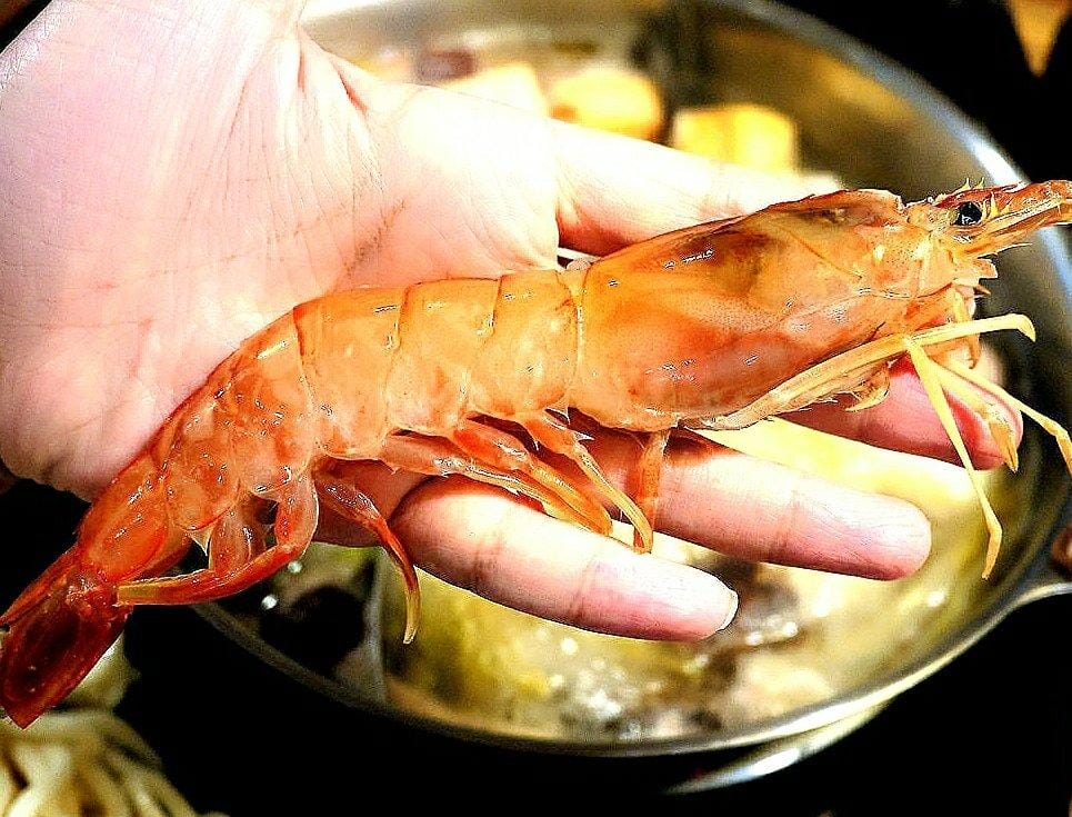 【中和 火鍋】 沸騰涮涮鍋,超澎湃大份量肉盤,Q彈多汁鮮蝦,明治冰淇淋/飲品無限吃到飽(文末完整菜單) - 第29張圖 【中和 火鍋】 沸騰涮涮鍋,超澎湃大份量肉盤,Q彈多汁鮮蝦,明治冰淇淋/飲品無限吃到飽(文末完整菜單)