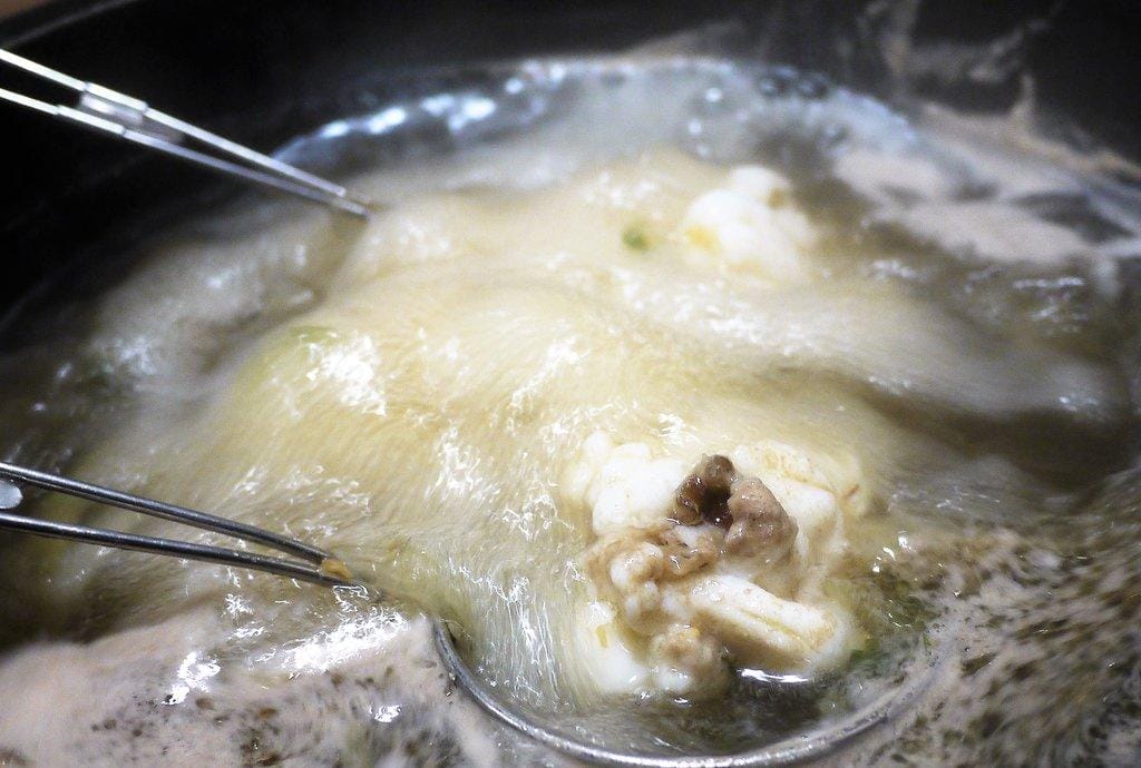 【新北美食】石都府石頭火鍋達人~新莊火鍋,巨無霸龍蝦+金多蝦海陸套餐澎湃上桌 - 第28張圖 【新北美食】石都府石頭火鍋達人~新莊火鍋,巨無霸龍蝦+金多蝦海陸套餐澎湃上桌