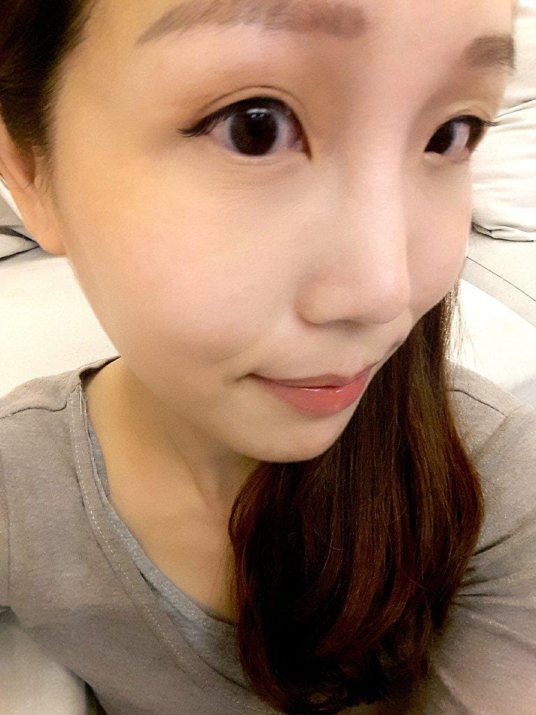 【睫毛保養】ESSEHAIR易生絲 生眉草萃取,睫毛滋養精華+雙效抗暈眼線筆(特濃配方)分享,驚豔超長進化版! - 第10張圖 【睫毛保養】ESSEHAIR易生絲 生眉草萃取,睫毛滋養精華+雙效抗暈眼線筆(特濃配方)分享,驚豔超長進化版!