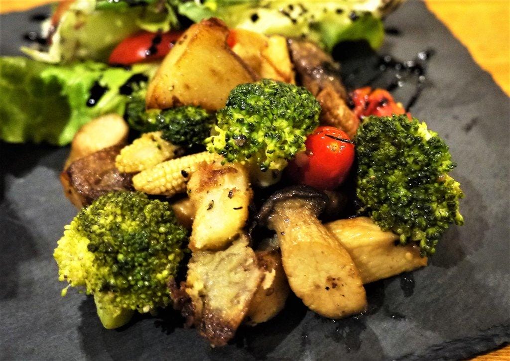 【中和美食】MASTRO 戰斧教父 (中和環球店) / 15oz招牌戰斧豬排 / 巧克力香蕉舒芙蕾鬆餅 / 中和美式餐廳 - 第29張圖 【中和美食】MASTRO 戰斧教父 (中和環球店) / 15oz招牌戰斧豬排 / 巧克力香蕉舒芙蕾鬆餅 / 中和美式餐廳