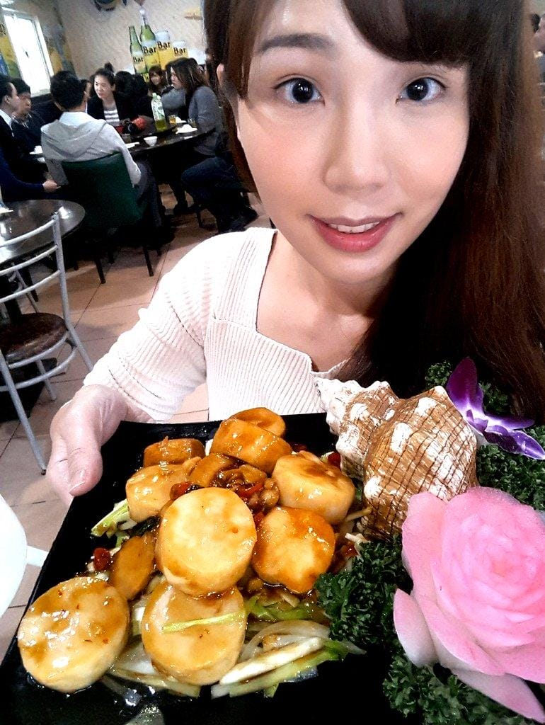 【平價海鮮料理】北投龜山島海鮮餐廳,活跳跳的新鮮食材,2018年菜外帶優惠預訂起跑<影音介紹> - 第35張圖 【平價海鮮料理】北投龜山島海鮮餐廳,活跳跳的新鮮食材,2018年菜外帶優惠預訂起跑<影音介紹>