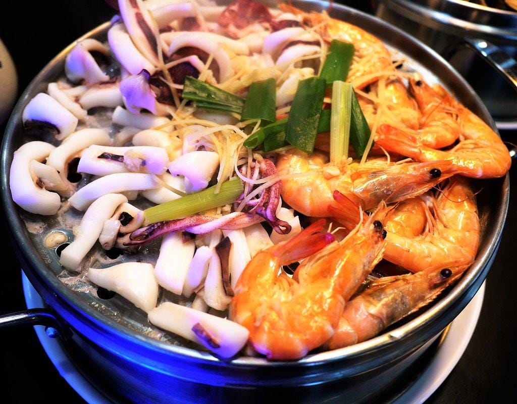 【中和火鍋】澎湖蒸鱻蒸氣火鍋 / 海鮮蒸籠塔 / 食材新鮮.一層又一層澎湃海鮮 - 第24張圖 【中和火鍋】澎湖蒸鱻蒸氣火鍋 / 海鮮蒸籠塔 / 食材新鮮.一層又一層澎湃海鮮