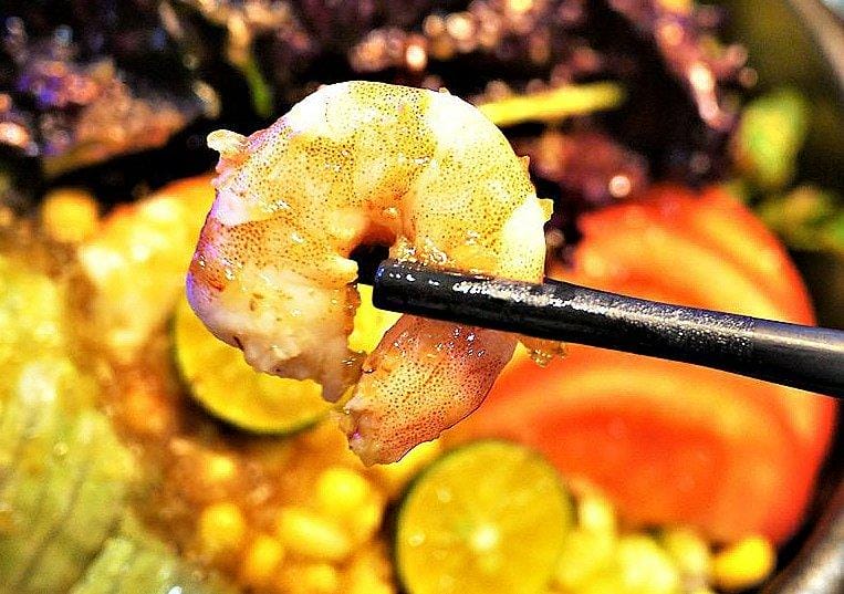 【中和火鍋】澎湖蒸鱻蒸氣火鍋 / 海鮮蒸籠塔 / 食材新鮮.一層又一層澎湃海鮮 - 第18張圖 【中和火鍋】澎湖蒸鱻蒸氣火鍋 / 海鮮蒸籠塔 / 食材新鮮.一層又一層澎湃海鮮