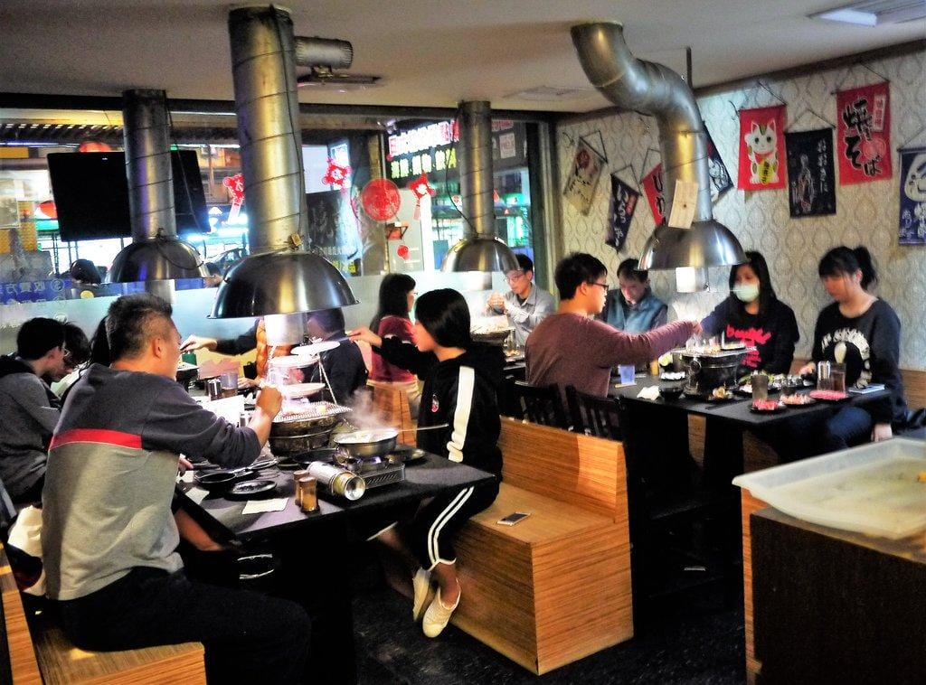【中和燒烤吃到飽】燒惑日式炭火燒肉店 ,頂級肉品-澎湃海鮮大餐,桌邊服務.打卡送泰國蝦(捷運景安站)文末影音介紹 - 第70張圖 【中和燒烤吃到飽】燒惑日式炭火燒肉店 ,頂級肉品-澎湃海鮮大餐,桌邊服務.打卡送泰國蝦(捷運景安站)文末影音介紹