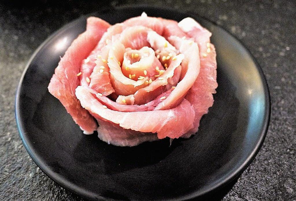 【中和燒烤吃到飽】燒惑日式炭火燒肉店 ,頂級肉品-澎湃海鮮大餐,桌邊服務.打卡送泰國蝦(捷運景安站)文末影音介紹 - 第27張圖 【中和燒烤吃到飽】燒惑日式炭火燒肉店 ,頂級肉品-澎湃海鮮大餐,桌邊服務.打卡送泰國蝦(捷運景安站)文末影音介紹