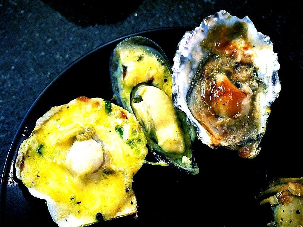 【中和燒烤吃到飽】燒惑日式炭火燒肉店 ,頂級肉品-澎湃海鮮大餐,桌邊服務.打卡送泰國蝦(捷運景安站)文末影音介紹 - 第53張圖 【中和燒烤吃到飽】燒惑日式炭火燒肉店 ,頂級肉品-澎湃海鮮大餐,桌邊服務.打卡送泰國蝦(捷運景安站)文末影音介紹