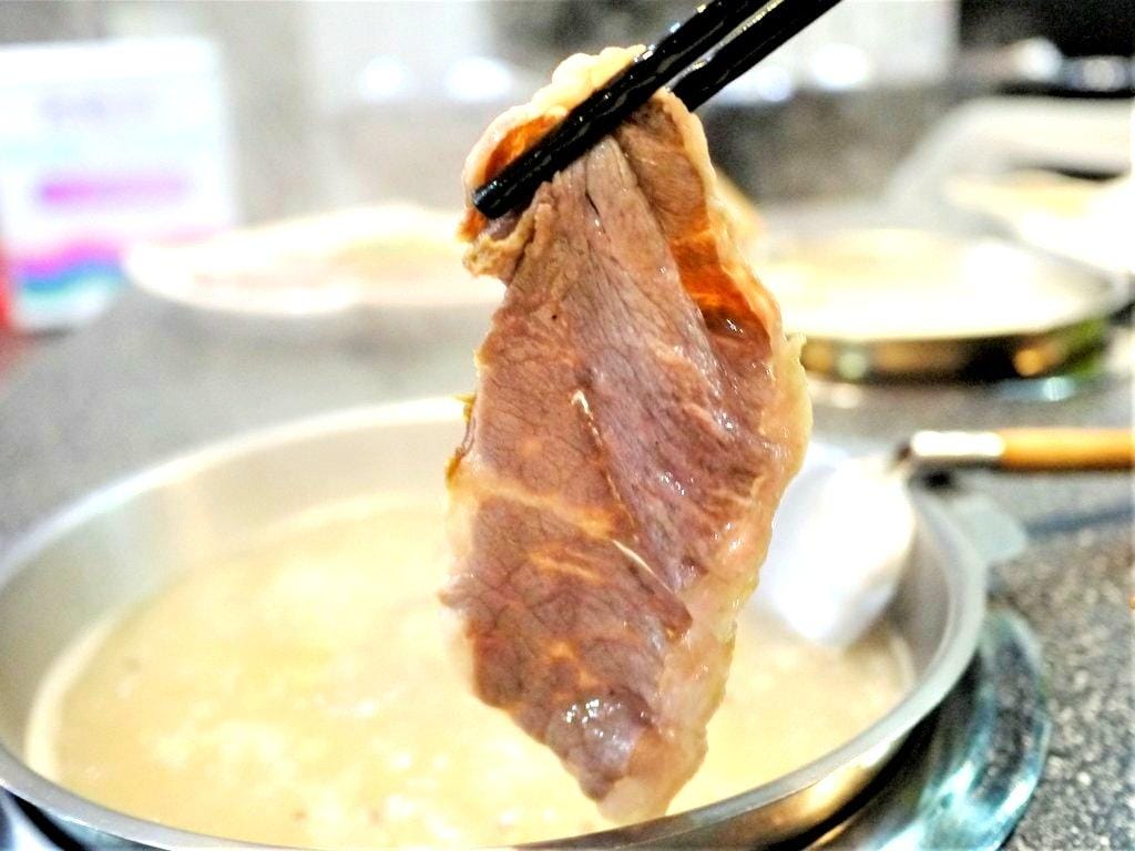 【三重火鍋】王子鴻精緻鍋物 精燉濃郁湯頭 附餐飯.麵.冬粉.各式飲品無限供應(三重/ 捷運台北橋站) - 第14張圖 【三重火鍋】王子鴻精緻鍋物 精燉濃郁湯頭 附餐飯.麵.冬粉.各式飲品無限供應(三重/ 捷運台北橋站)