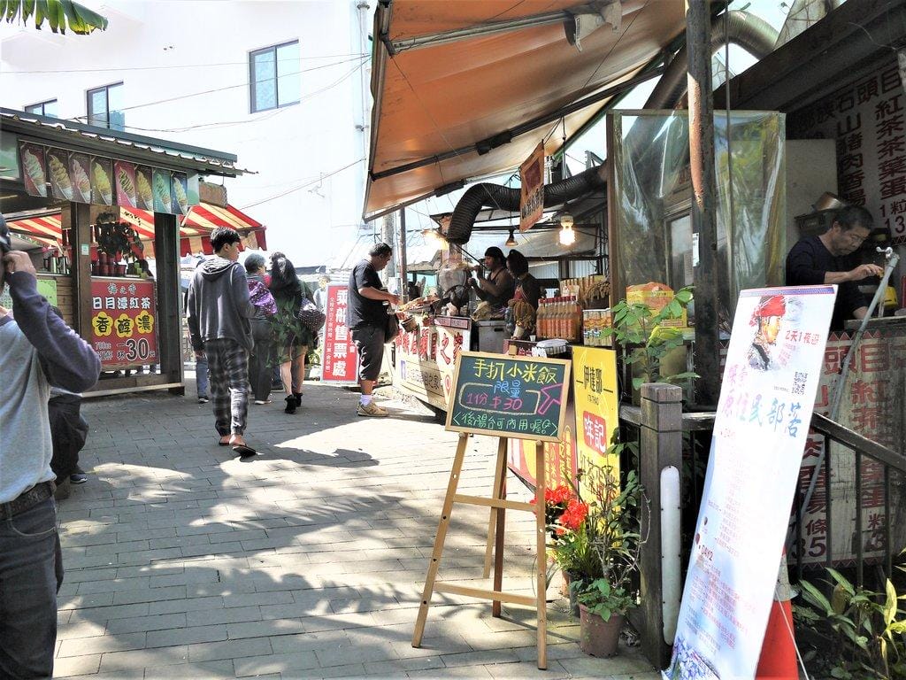 【南投景點 】九族文化村,透明纜車連結日月潭 / 浪漫粉紅櫻花季 / 水晶餐廳寬闊視野(文末影音) - 第23張圖 【南投景點 】九族文化村,透明纜車連結日月潭 / 浪漫粉紅櫻花季 / 水晶餐廳寬闊視野(文末影音)