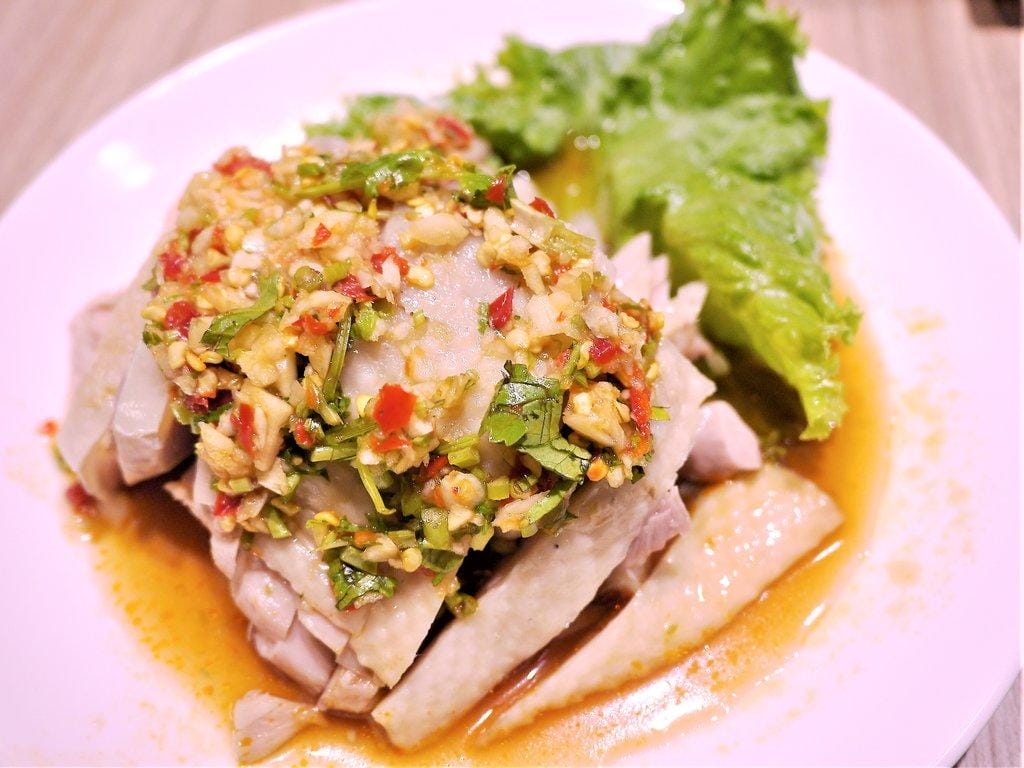 【台北 食記 】泰和樓 – 道地的東北小館，東北酸菜白肉鍋 / 叢林雞 / 銀絲卷