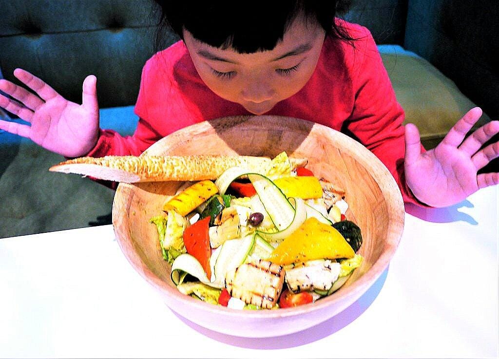【食記】台北-中山國中捷運 燈光美氣氛佳SMEXY酒吧,早午餐 / 商業午餐 / 下午茶 超值豐富好實在,文末影音介紹 - 第11張圖 【食記】台北-中山國中捷運 燈光美氣氛佳SMEXY酒吧,早午餐 / 商業午餐 / 下午茶 超值豐富好實在,文末影音介紹
