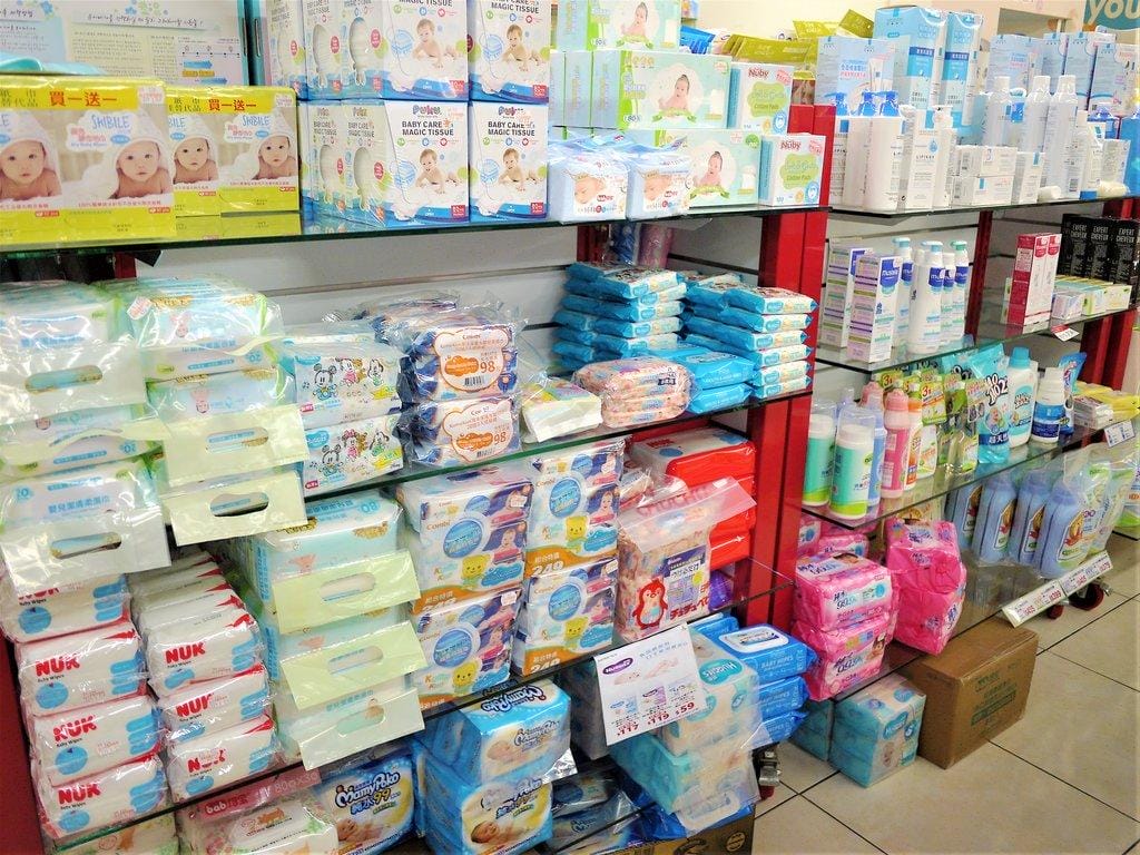 【育兒商品】卡多摩嬰童館.台北必逛婦嬰用品店.商場空間大 / 親子一同逛 / 華山愛分享親子市集 - 第19張圖 【育兒商品】卡多摩嬰童館.台北必逛婦嬰用品店.商場空間大 / 親子一同逛 / 華山愛分享親子市集