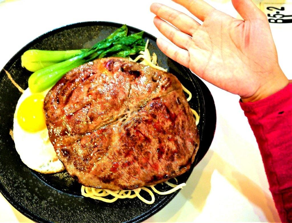 【淡水牛排館】7盎司牛排,巨無霸22盎司牛排,享受大口吃肉快感.大份量美食/CP值高 - 第21張圖 【淡水牛排館】7盎司牛排,巨無霸22盎司牛排,享受大口吃肉快感.大份量美食/CP值高