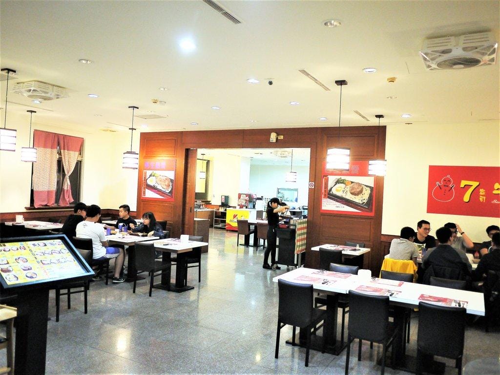 【淡水牛排館】7盎司牛排,巨無霸22盎司牛排,享受大口吃肉快感.大份量美食/CP值高 - 第5張圖 【淡水牛排館】7盎司牛排,巨無霸22盎司牛排,享受大口吃肉快感.大份量美食/CP值高
