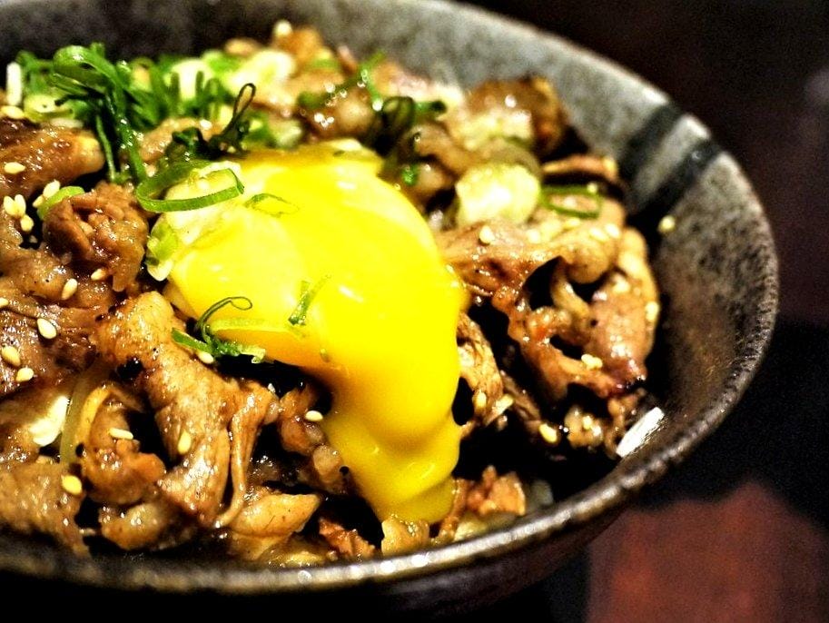 【信義安和拉麵烏龍麵】麵殿 丼飯 / 烏龍麵 / 生魚片 / 壽司 / 烤物 .平價日式料理 - 第19張圖 【信義安和拉麵烏龍麵】麵殿 丼飯 / 烏龍麵 / 生魚片 / 壽司 / 烤物 .平價日式料理