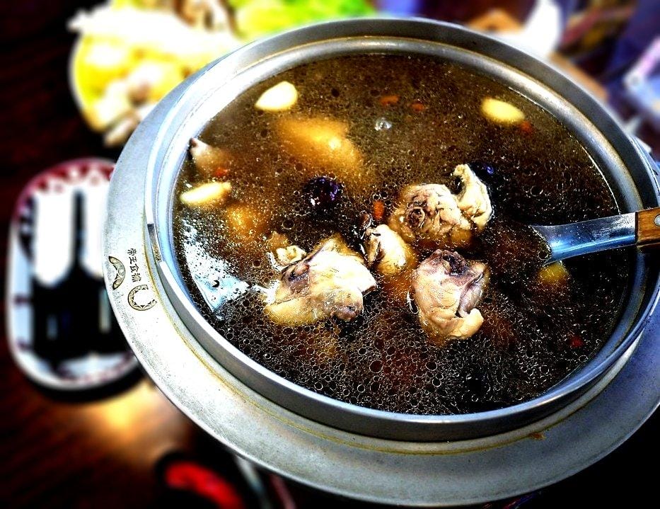 台北淡水【帝王食補】古早味菜脯雞 / 養生鍋物 / 溫暖食補鍋物.淡水捷運站 - 第10張圖 台北淡水【帝王食補】古早味菜脯雞 / 養生鍋物 / 溫暖食補鍋物.淡水捷運站