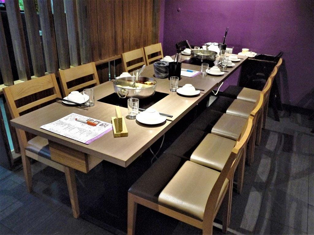 【三重火鍋】麻妃頂極麻辣鴛鴦鍋,東北酸菜白肉鍋 / 黑豬香菇丸 / 天使紅蝦.台北麻辣火鍋推薦 - 第7張圖 【三重火鍋】麻妃頂極麻辣鴛鴦鍋,東北酸菜白肉鍋 / 黑豬香菇丸 / 天使紅蝦.台北麻辣火鍋推薦