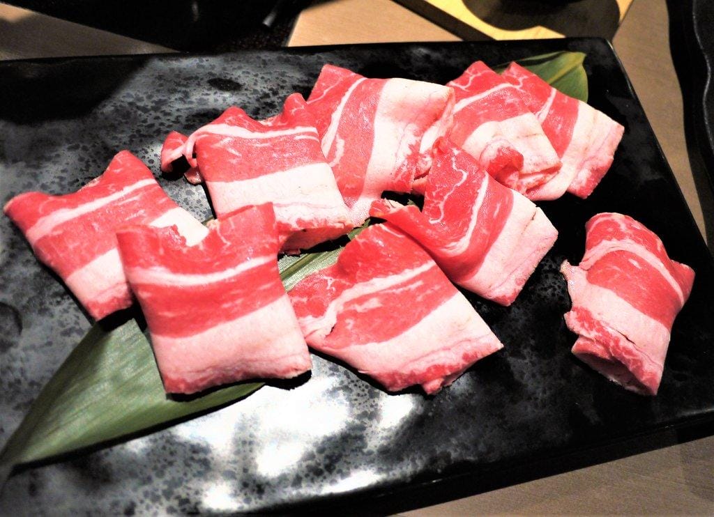 【三重火鍋】麻妃頂極麻辣鴛鴦鍋,東北酸菜白肉鍋 / 黑豬香菇丸 / 天使紅蝦.台北麻辣火鍋推薦 - 第25張圖 【三重火鍋】麻妃頂極麻辣鴛鴦鍋,東北酸菜白肉鍋 / 黑豬香菇丸 / 天使紅蝦.台北麻辣火鍋推薦