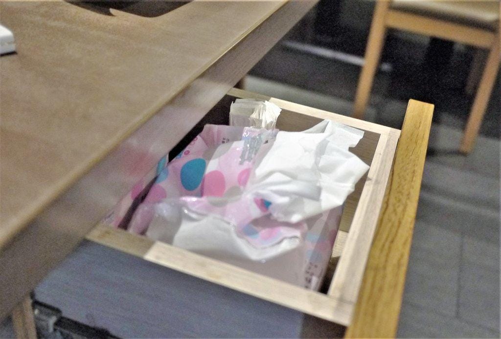 【三重火鍋】麻妃頂極麻辣鴛鴦鍋,東北酸菜白肉鍋 / 黑豬香菇丸 / 天使紅蝦.台北麻辣火鍋推薦 - 第13張圖 【三重火鍋】麻妃頂極麻辣鴛鴦鍋,東北酸菜白肉鍋 / 黑豬香菇丸 / 天使紅蝦.台北麻辣火鍋推薦