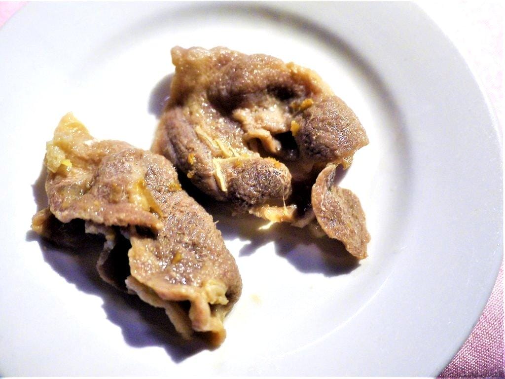 【新北 | 蒸籠火鍋】廣香龍華樓餐廳.五層一次滿足.品嚐鮮美的食材原味 / 香醇濃郁的精華湯底.板橋港式飲茶 - 第25張圖 【新北 | 蒸籠火鍋】廣香龍華樓餐廳.五層一次滿足.品嚐鮮美的食材原味 / 香醇濃郁的精華湯底.板橋港式飲茶