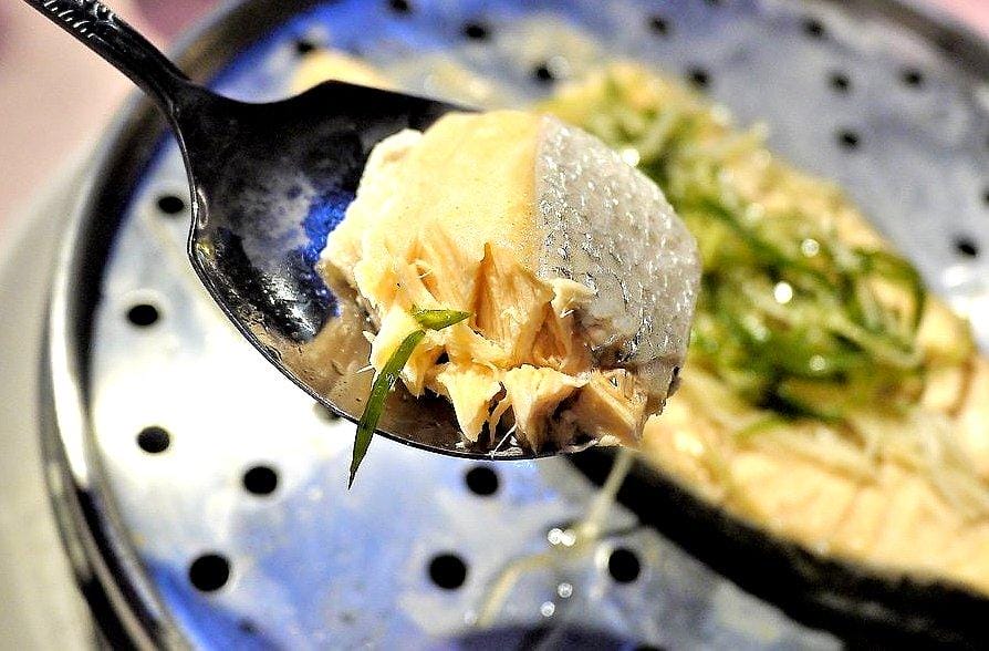 【新北 | 蒸籠火鍋】廣香龍華樓餐廳.五層一次滿足.品嚐鮮美的食材原味 / 香醇濃郁的精華湯底.板橋港式飲茶 - 第21張圖 【新北 | 蒸籠火鍋】廣香龍華樓餐廳.五層一次滿足.品嚐鮮美的食材原味 / 香醇濃郁的精華湯底.板橋港式飲茶