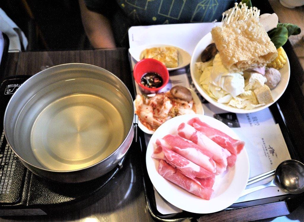 【谷關民宿】台中八仙山莊.一泊二食,渡假小木屋,呼吸自然芬多精 / 八仙國家森林遊樂區 - 第47張圖 【谷關民宿】台中八仙山莊.一泊二食,渡假小木屋,呼吸自然芬多精 / 八仙國家森林遊樂區