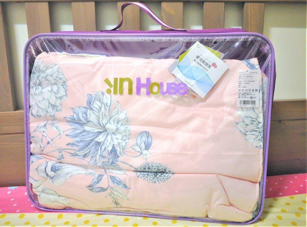 【家居】IN HOUSE SLEEPING BEAUTY膠原蛋白涼被.涼爽 / 親膚 / 透氣.舒適的一覺到天亮 - 第2張圖 【家居】IN HOUSE SLEEPING BEAUTY膠原蛋白涼被.涼爽 / 親膚 / 透氣.舒適的一覺到天亮