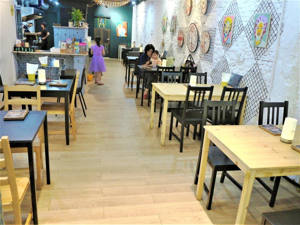 【晴光商圈|美式餐廳】奇點+早午餐 ,漢堡 / 炸雞 / 單點小品,早午餐 / 聚餐首選 - 第7張圖 【晴光商圈|美式餐廳】奇點+早午餐 ,漢堡 / 炸雞 / 單點小品,早午餐 / 聚餐首選
