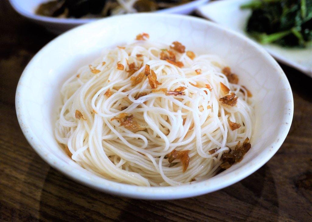 【台北米其林餐廳推薦】雙月食品社 熬出自然清甜的雞湯 / 補氣又養生 - 第17張圖 【台北米其林餐廳推薦】雙月食品社 熬出自然清甜的雞湯 / 補氣又養生