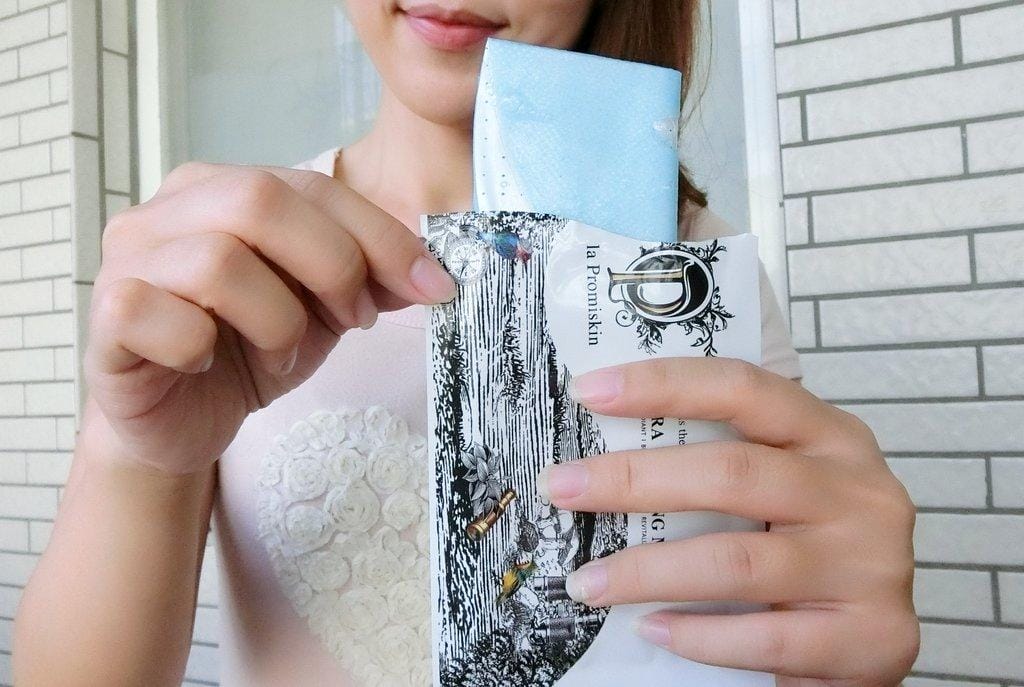 【保濕保養推薦】 鉑蜜肌 逆齡甦活極萃油 / 煥白光耀超導面膜 . 賦予親膚新感受 - 第7張圖 【保濕保養推薦】 鉑蜜肌 逆齡甦活極萃油 / 煥白光耀超導面膜 . 賦予親膚新感受