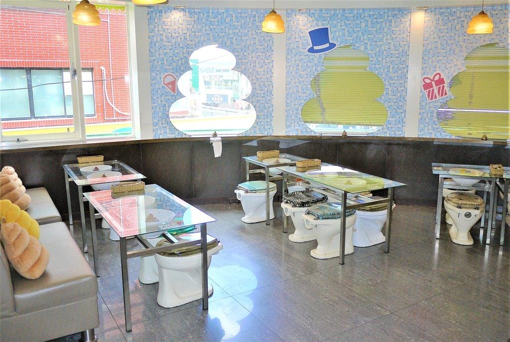 【士林打卡餐廳】便所主題餐廳Modern Toilet . 空間大 / 聚餐首選 . 2018新菜色 - 第5張圖 【士林打卡餐廳】便所主題餐廳Modern Toilet . 空間大 / 聚餐首選 . 2018新菜色