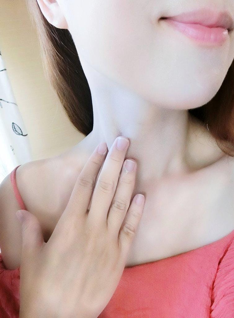 【亮白乳霜】DORA BELLE 亮白修護霜,為肌膚補充高效柔白能量,傳明酸 / 改善暗沉 給予令人羨慕的光采美肌 - 第17張圖 【亮白乳霜】DORA BELLE 亮白修護霜,為肌膚補充高效柔白能量,傳明酸 / 改善暗沉 給予令人羨慕的光采美肌